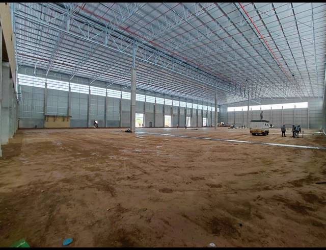 6,702M² WAREHOUSE TO LET IN BREDELL